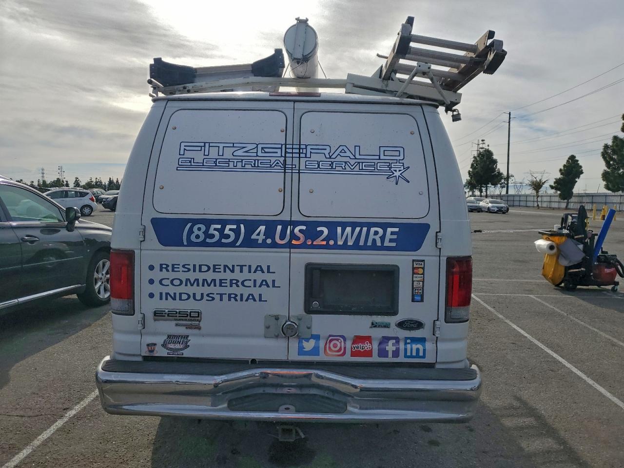 2011 FORD E250 UTILITY / SERVICE VAN photo 11