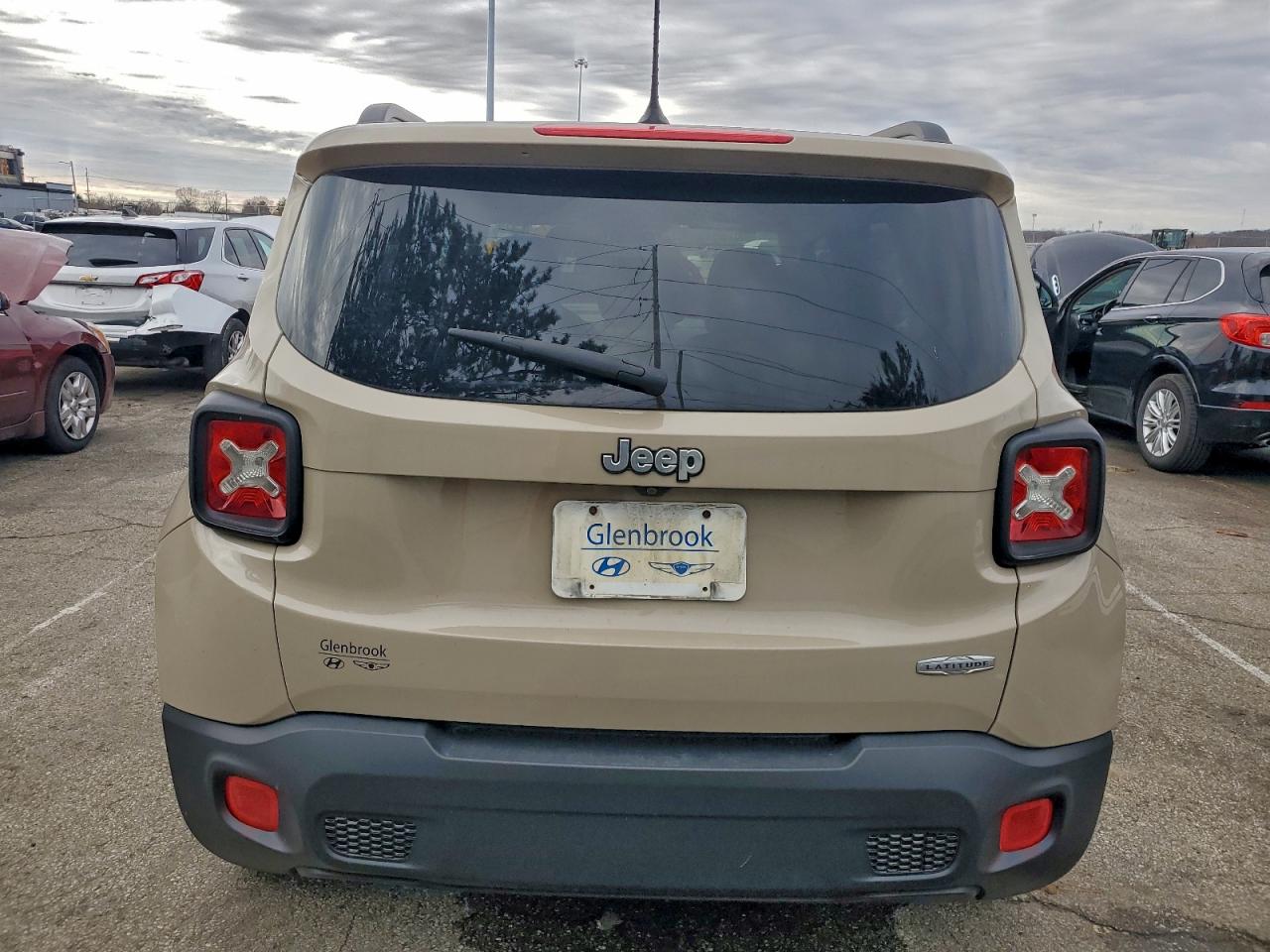 2015 JEEP RENEGADE LATITUDE photo 11