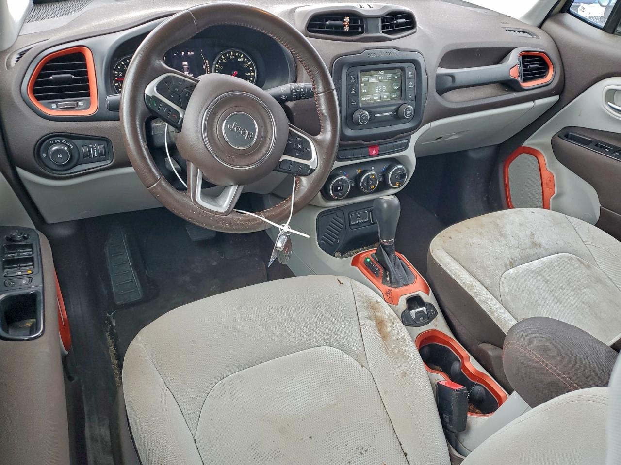 2015 JEEP RENEGADE LATITUDE photo 15