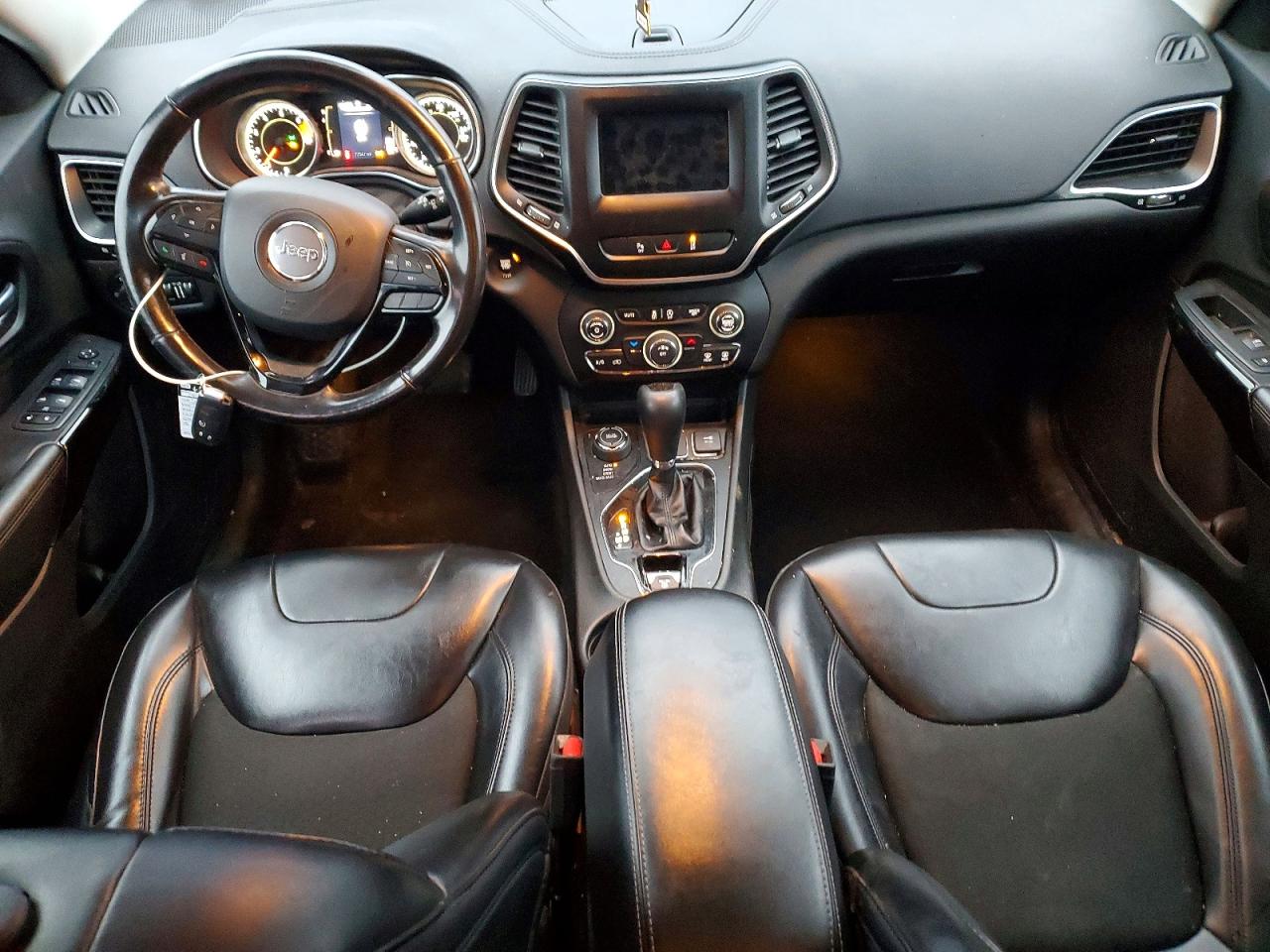 2021 JEEP CHEROKEE LATITUDE PLUS photo 15