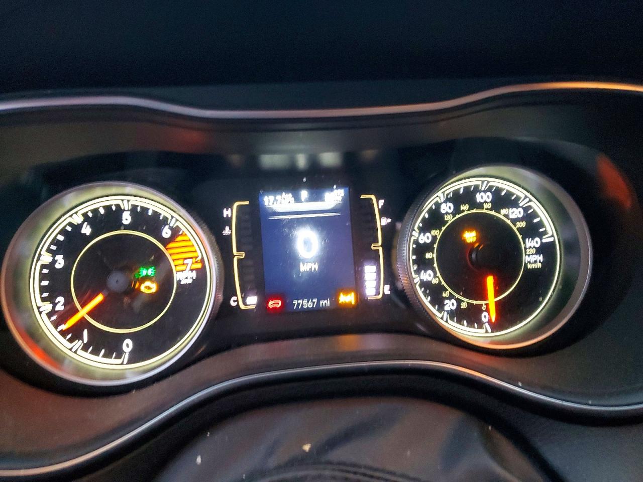 2021 JEEP CHEROKEE LATITUDE PLUS photo 17