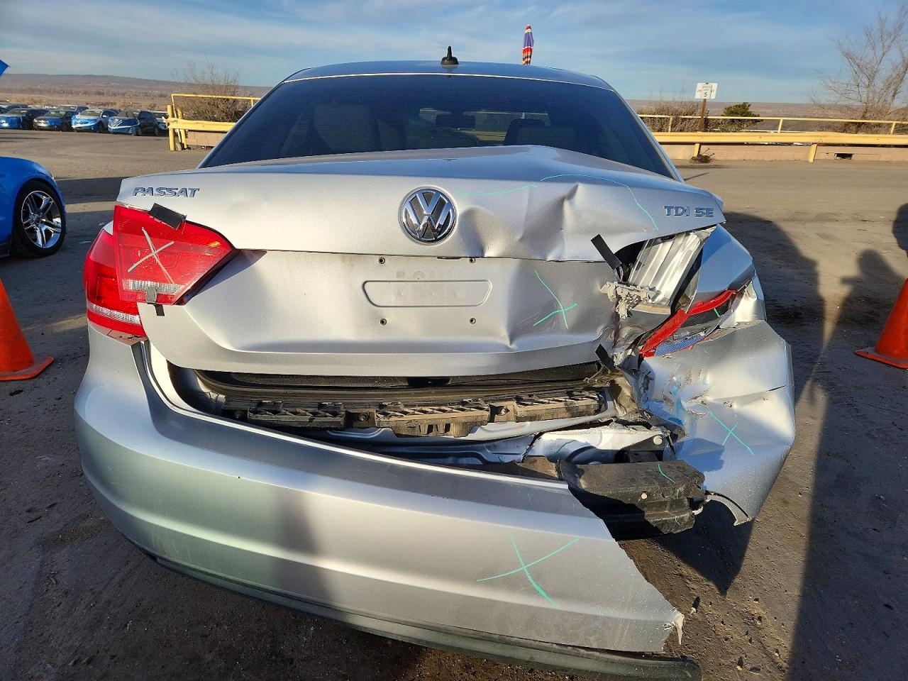 2014 VOLKSWAGEN PASSAT SE photo 6