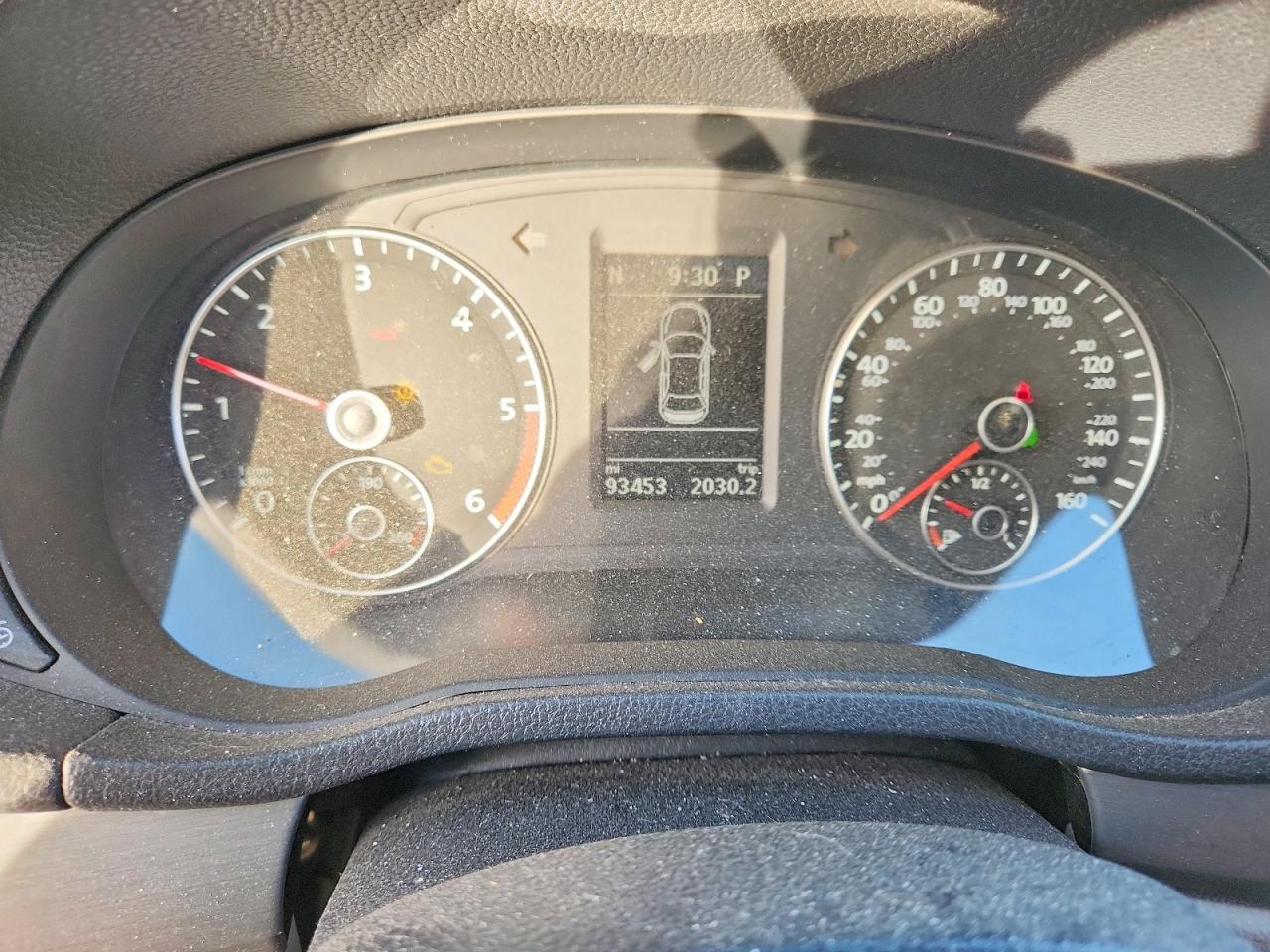 2014 VOLKSWAGEN PASSAT SE photo 9
