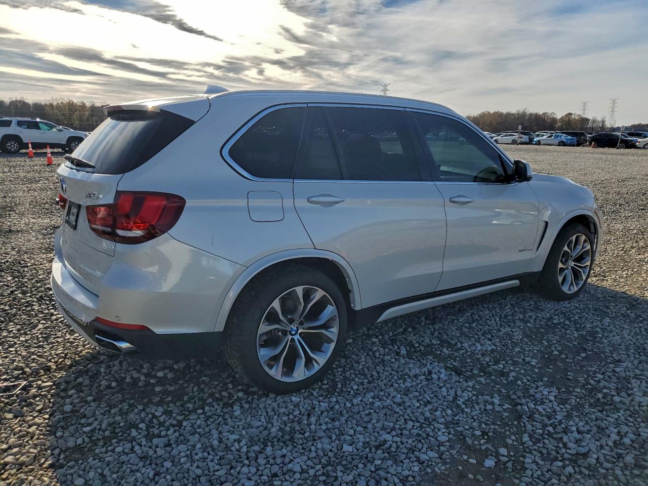 2016 BMW X5 XDR40E photo 3