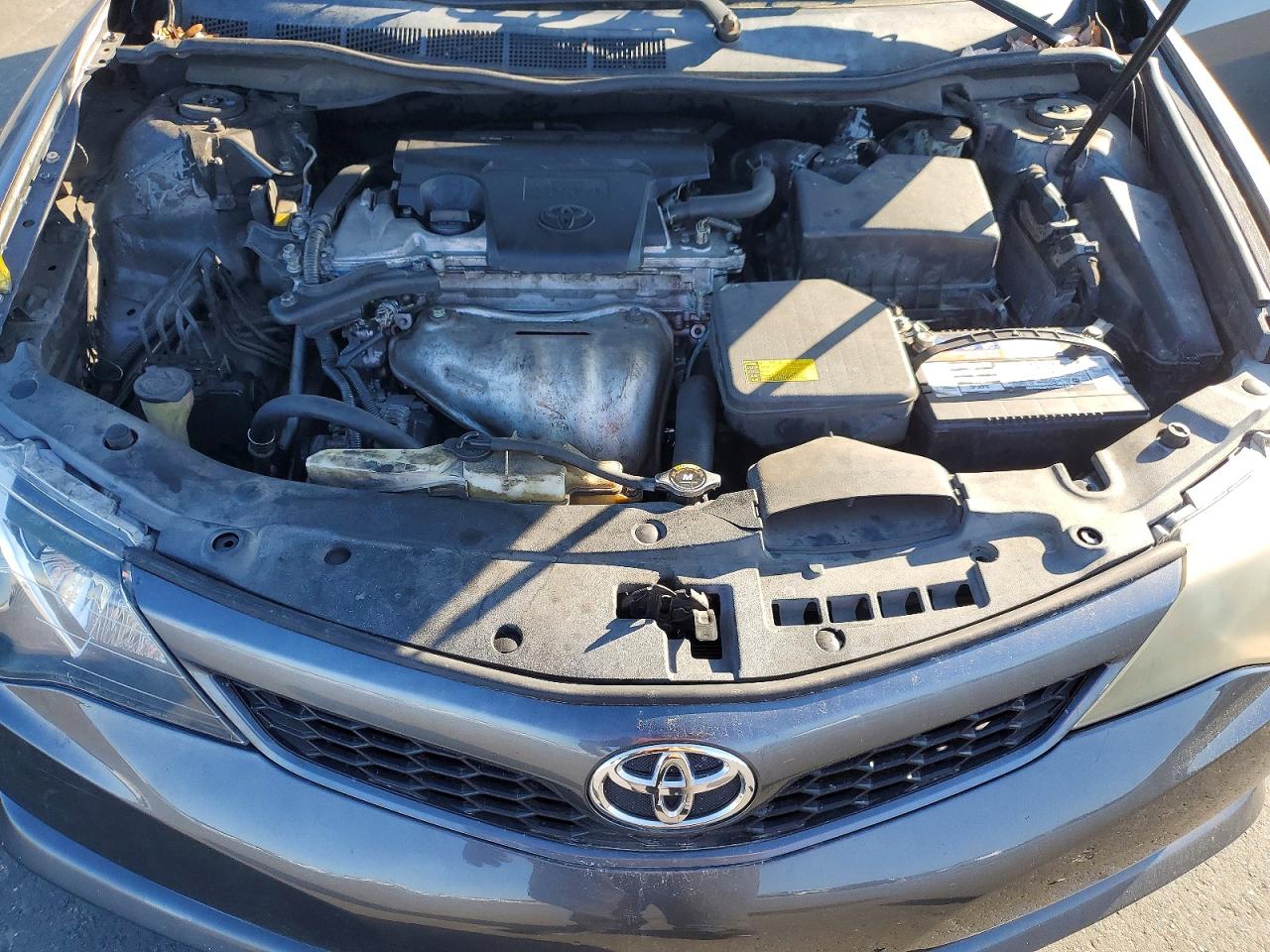 2012 TOYOTA CAMRY BASE photo 21