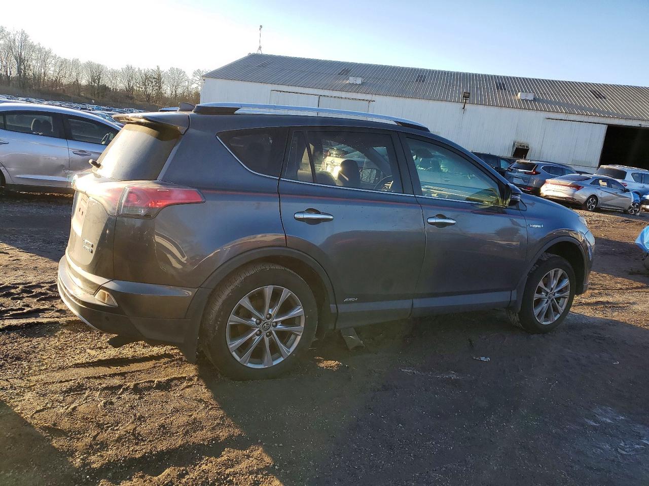 2016 TOYOTA RAV4 HV LIMITED photo 3