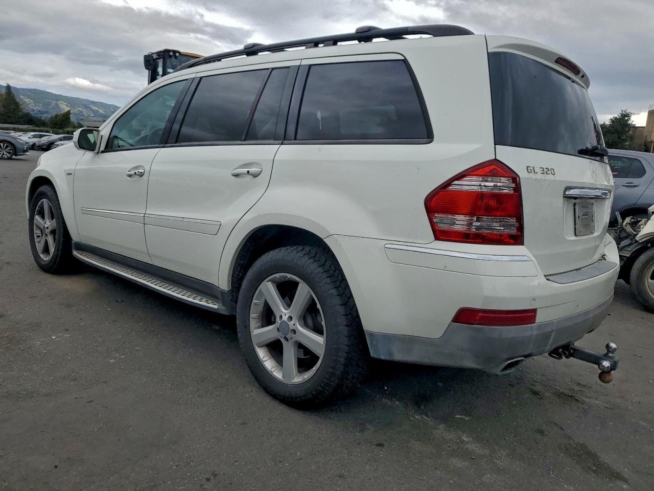 2009 MERCEDES-BENZ GL photo 3