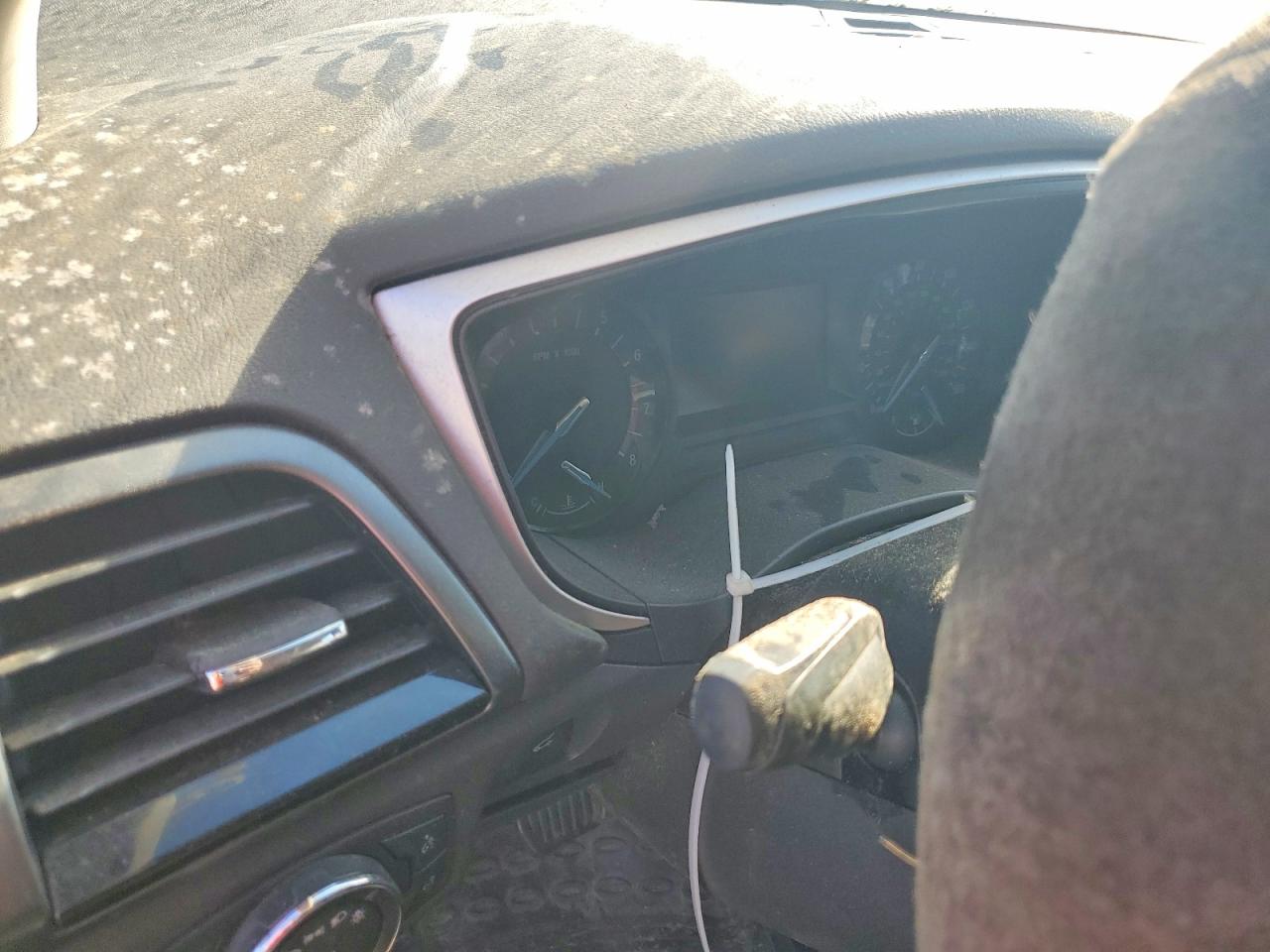 2015 FORD FUSION SE photo 9