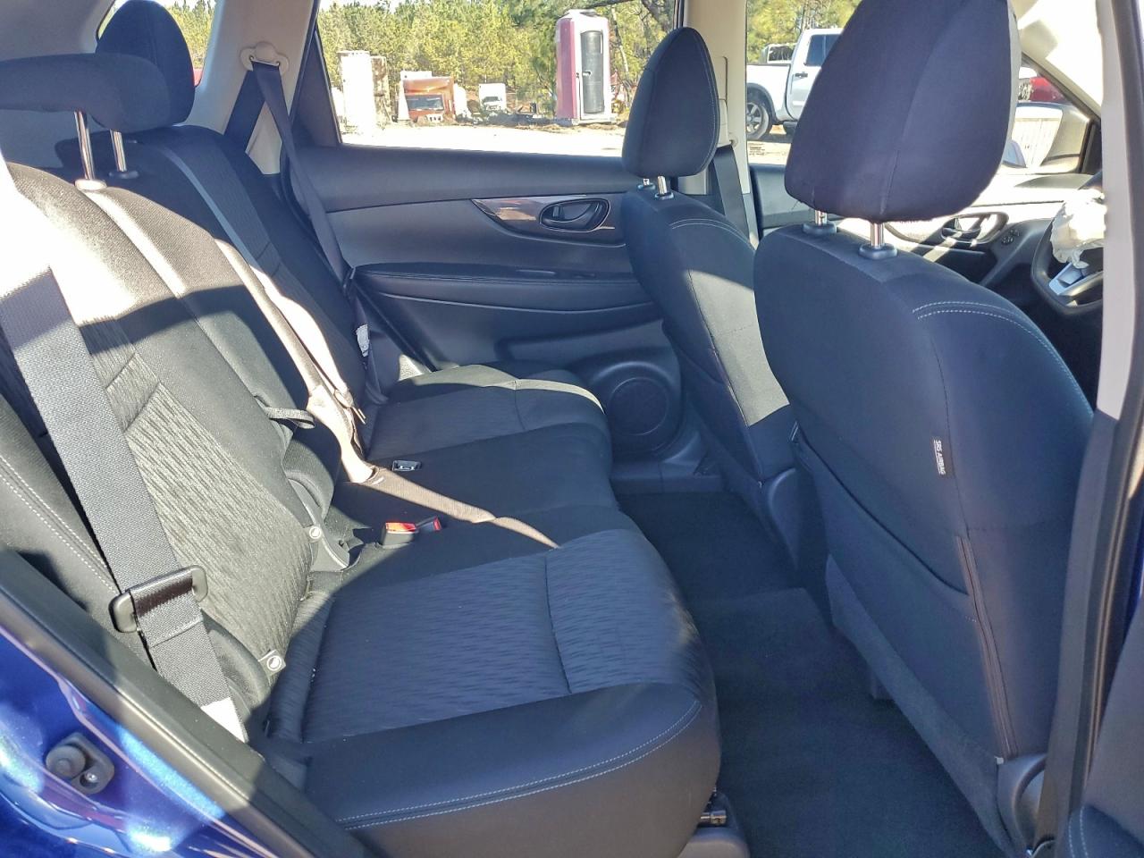 2020 NISSAN ROGUE S photo 10
