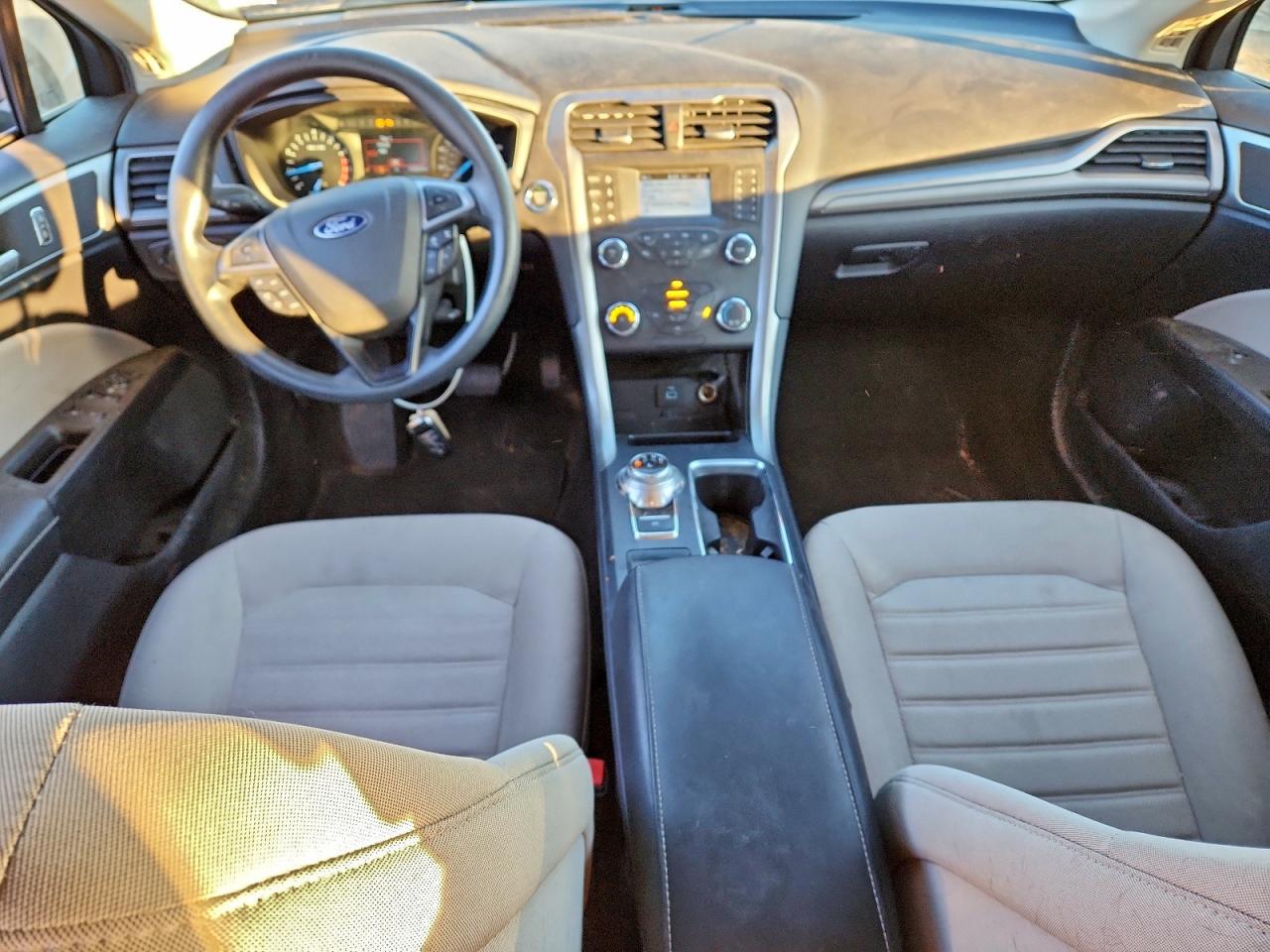 2020 FORD FUSION S photo 15