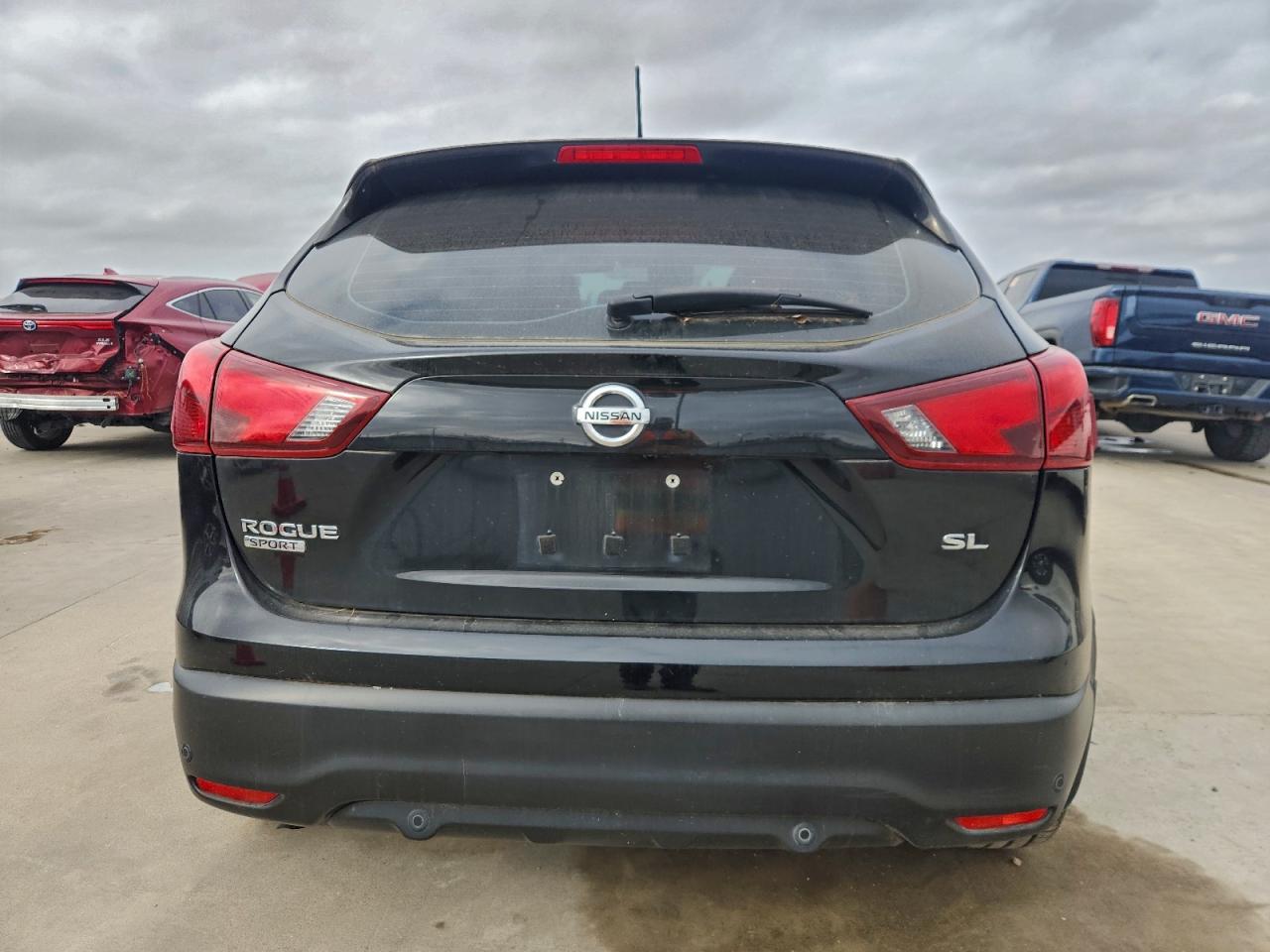 2019 NISSAN ROGUE SPORT S photo 16