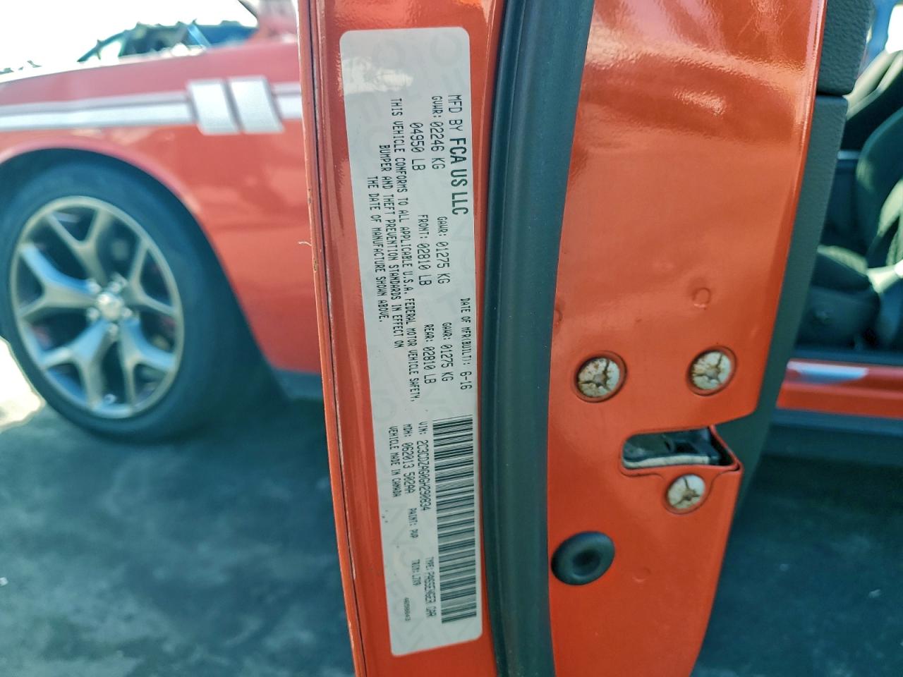 2016 DODGE CHALLENGER SXT photo 34