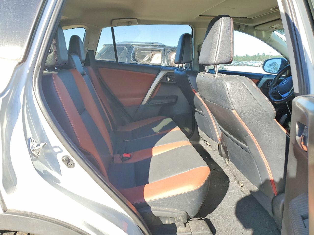2014 TOYOTA RAV4 LIMITED photo 21