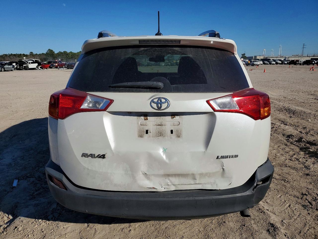 2014 TOYOTA RAV4 LIMITED photo 11