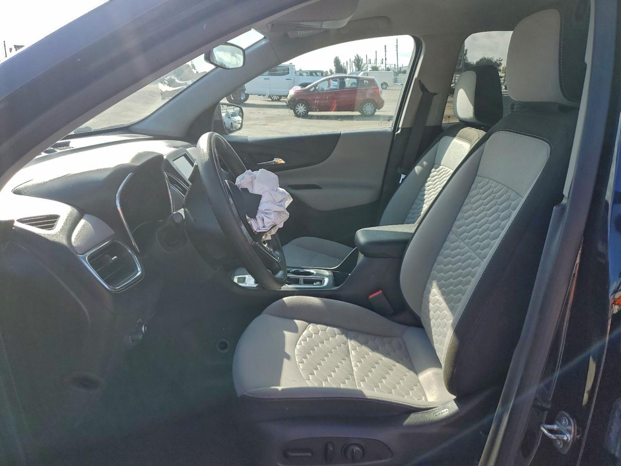 2020 CHEVROLET EQUINOX LT photo 7