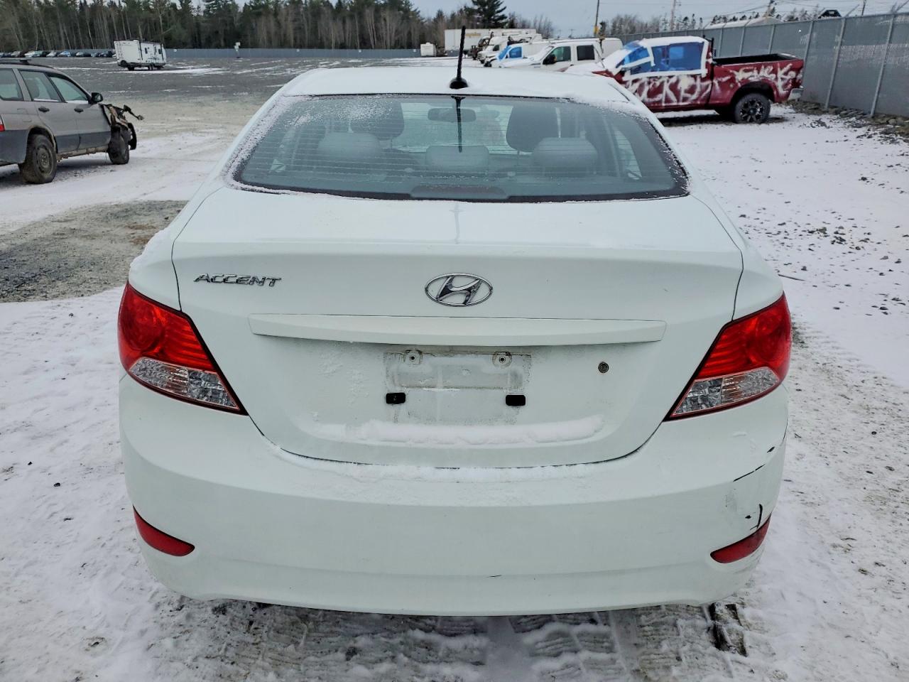 2012 HYUNDAI ACCENT GLS photo 11