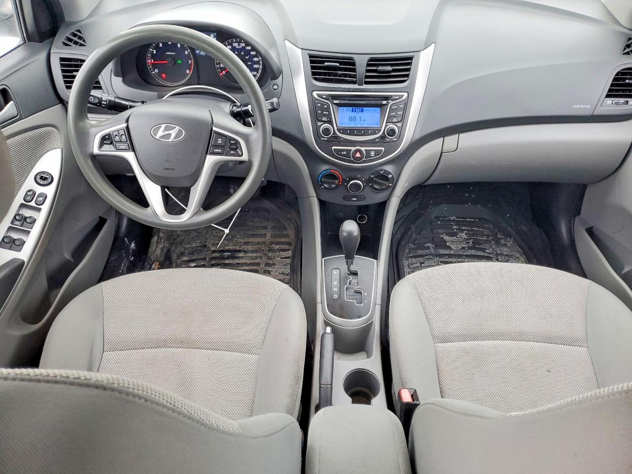 2012 HYUNDAI ACCENT GLS photo 15