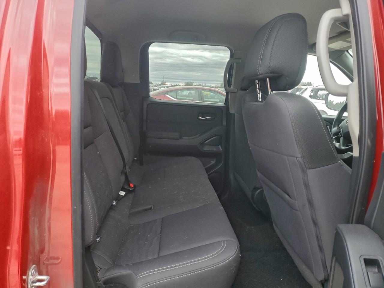 2024 NISSAN FRONTIER SV photo 19