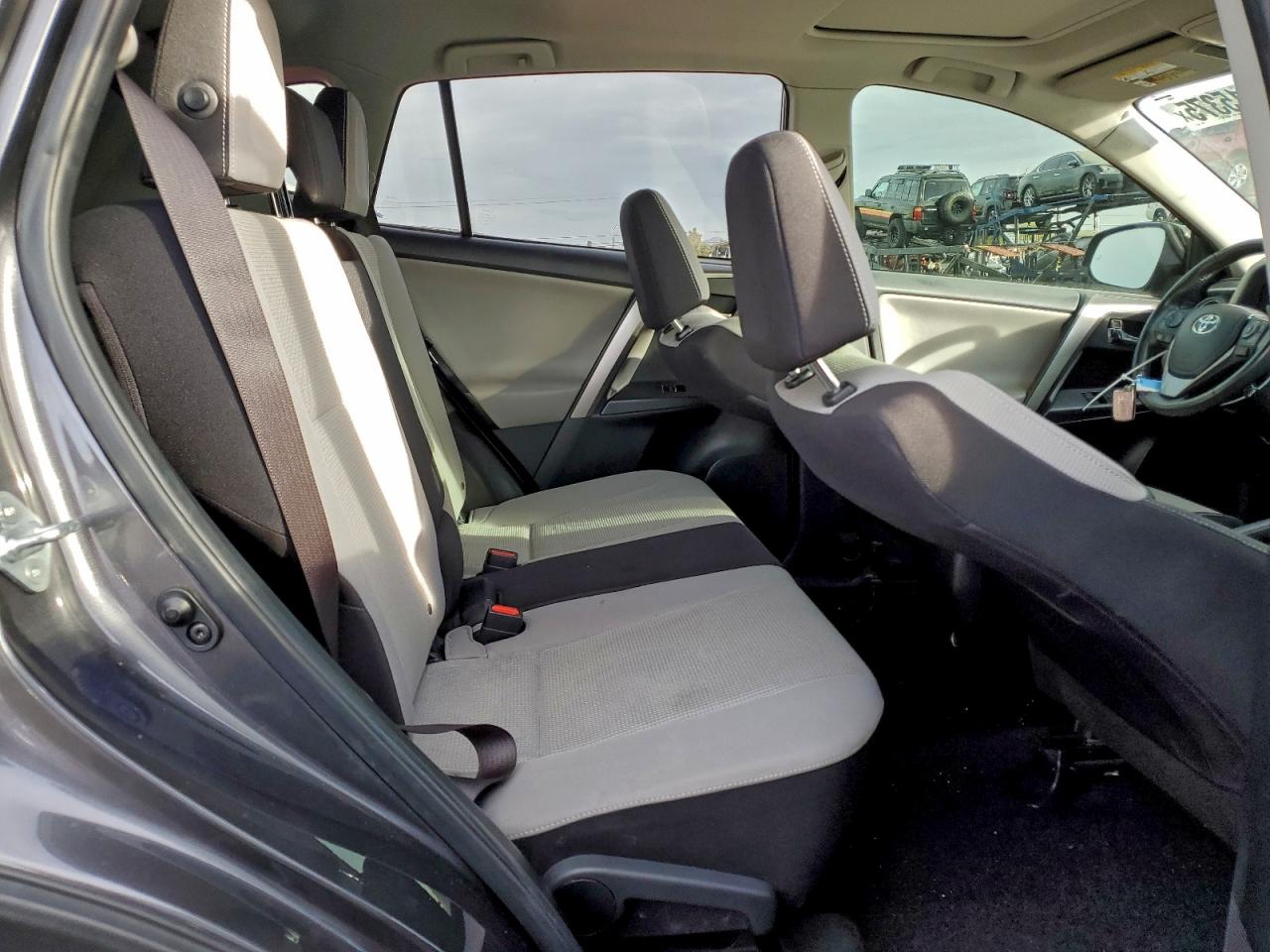 2018 TOYOTA RAV4 ADVENTURE photo 19