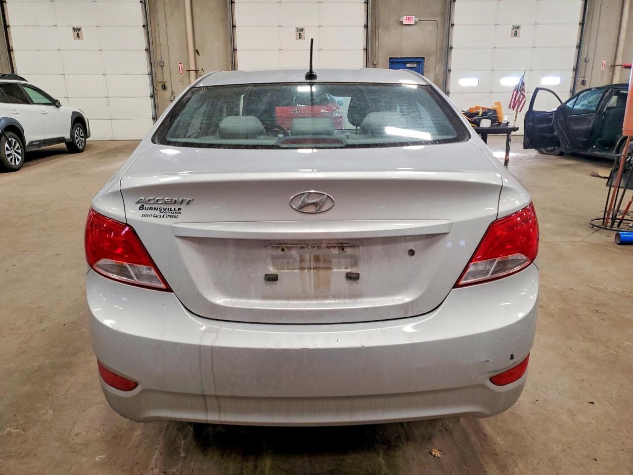 2016 HYUNDAI ACCENT SE photo 11