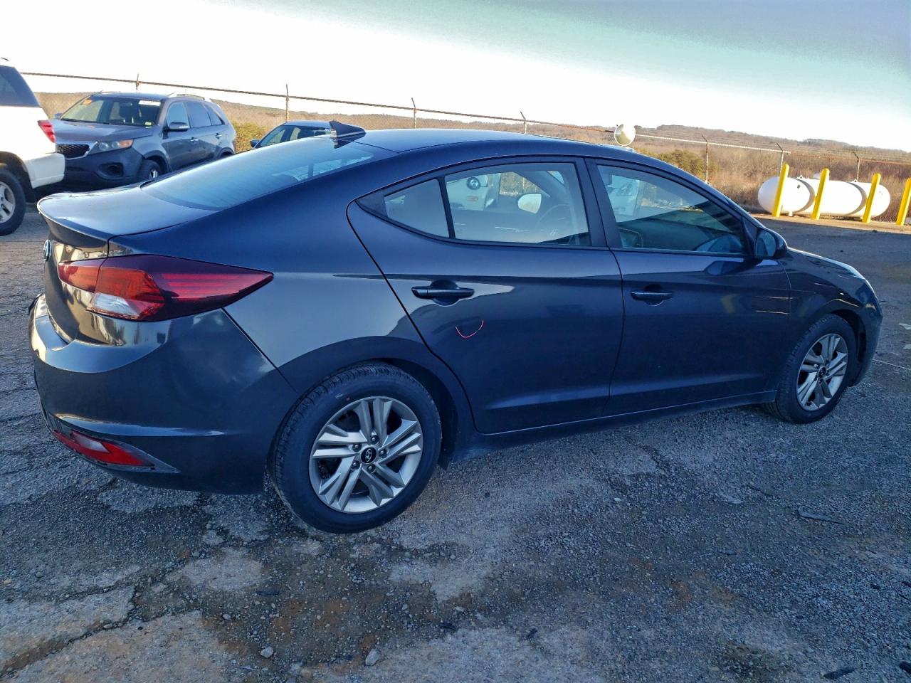 2020 HYUNDAI ELANTRA SEL photo 5