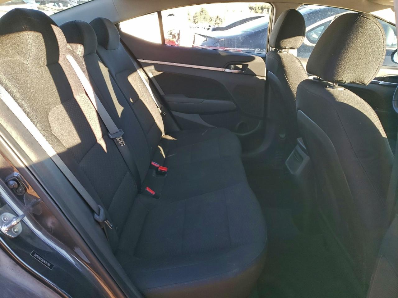 2020 HYUNDAI ELANTRA SEL photo 19