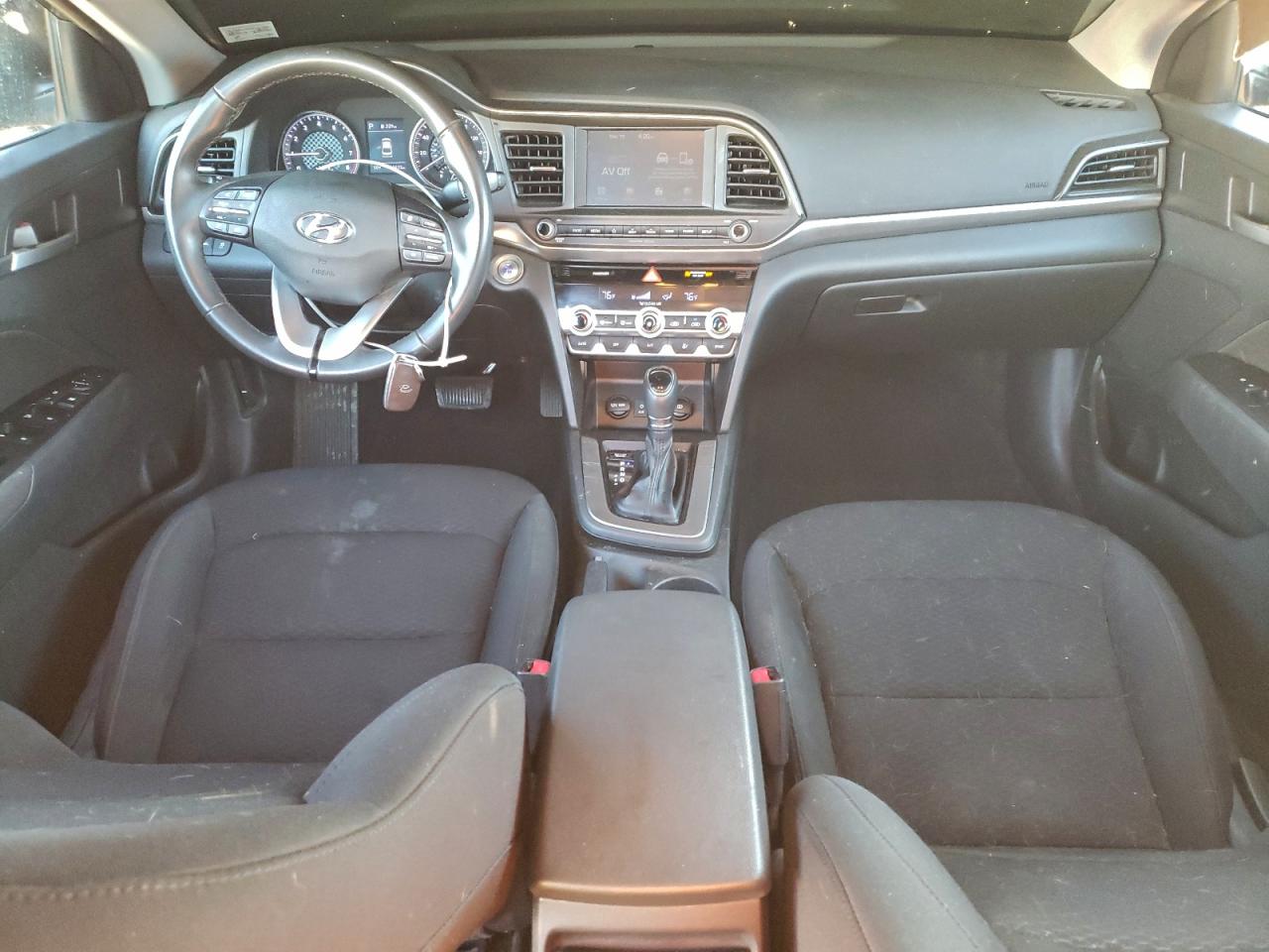 2020 HYUNDAI ELANTRA SEL photo 15