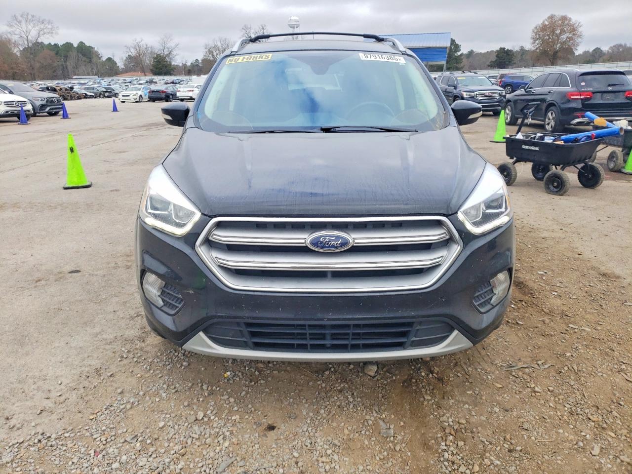 2017 FORD ESCAPE TITANIUM photo 5