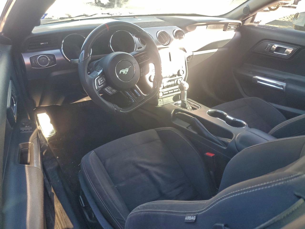 2016 FORD MUSTANG photo 15
