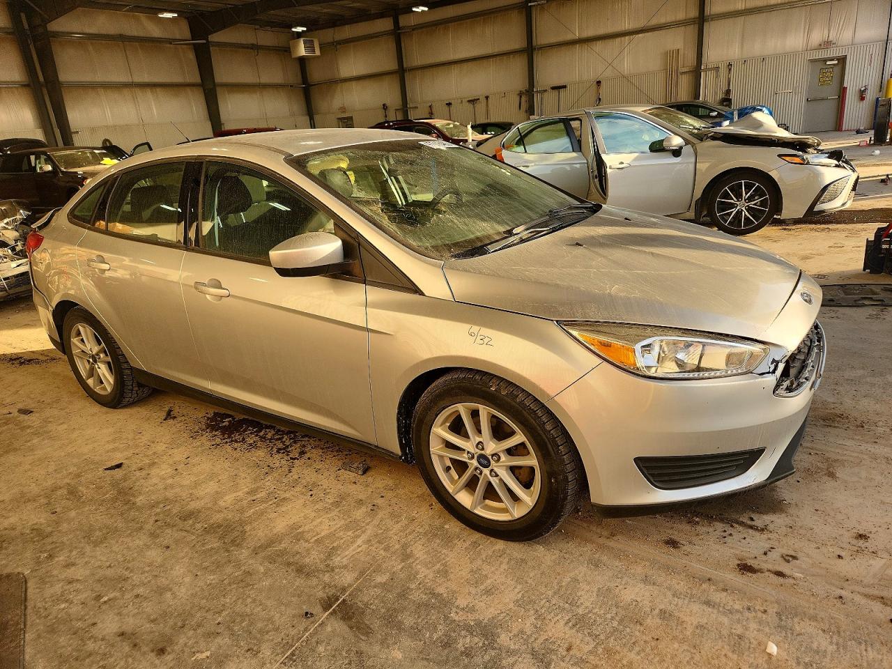 2018 FORD FOCUS SE photo 7