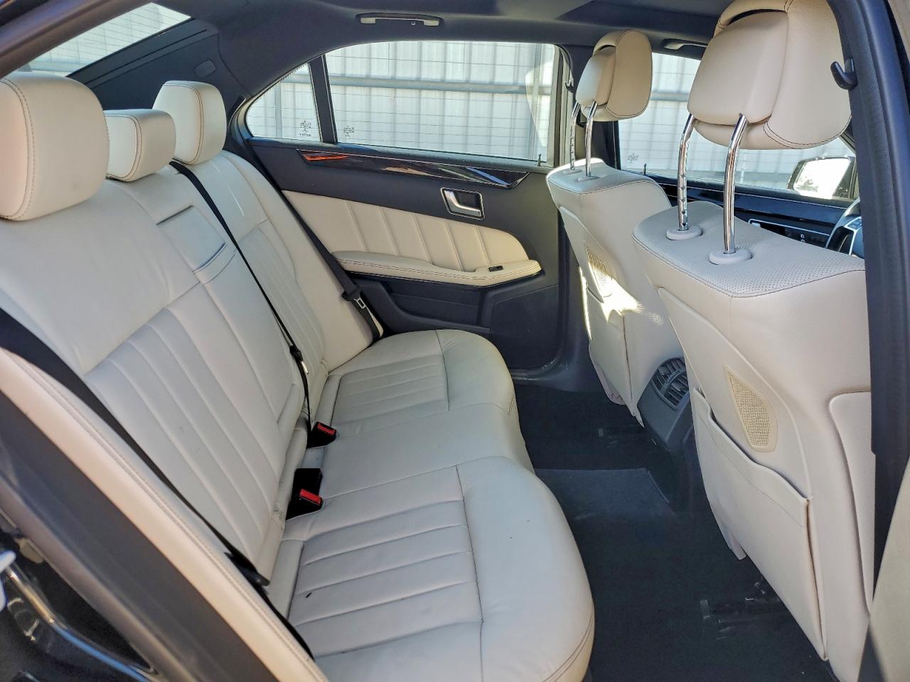 2014 MERCEDES-BENZ E 550 4MATIC photo 10