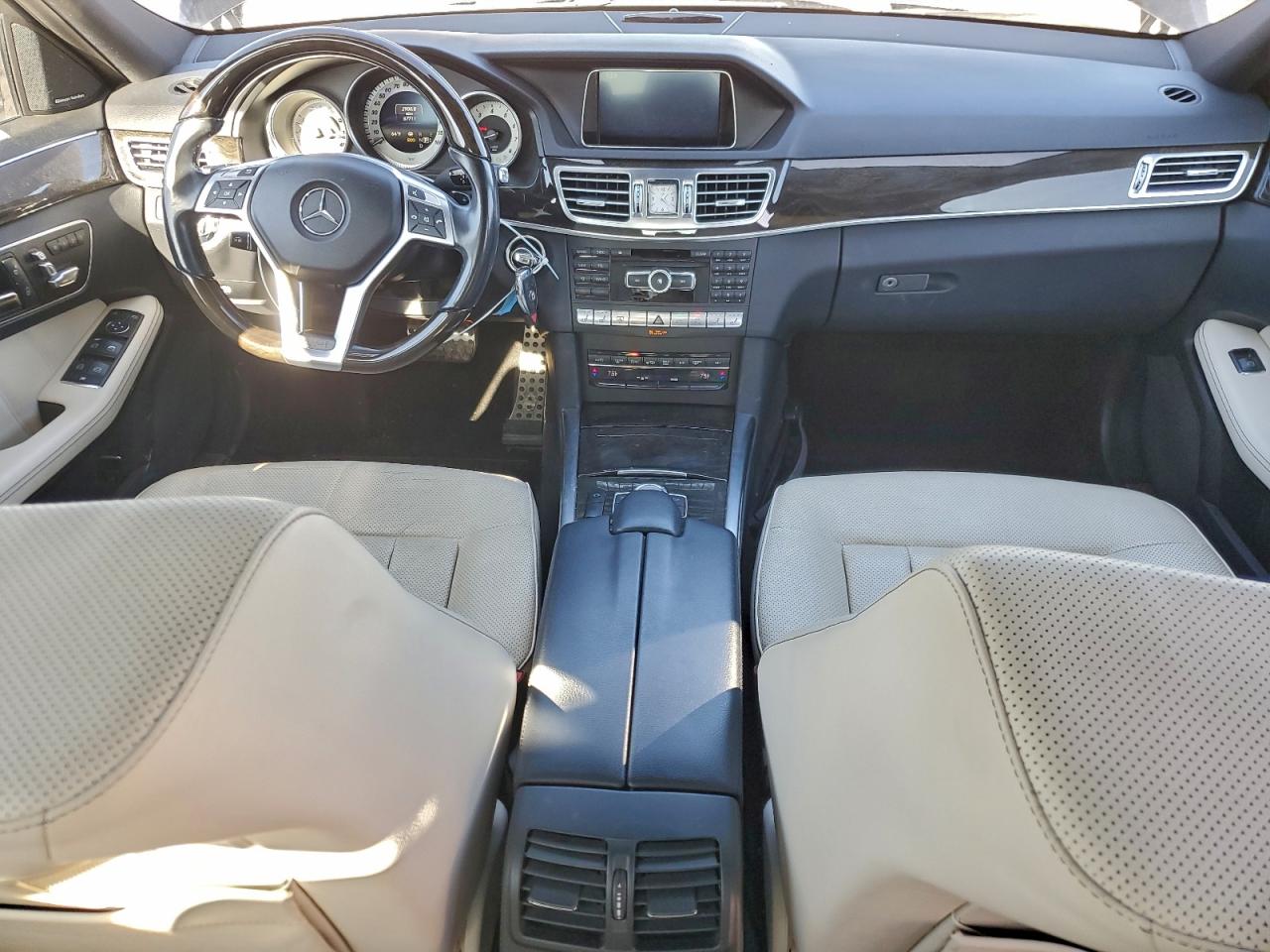 2014 MERCEDES-BENZ E 550 4MATIC photo 8