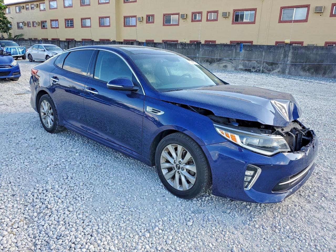 2018 KIA OPTIMA LX photo 4