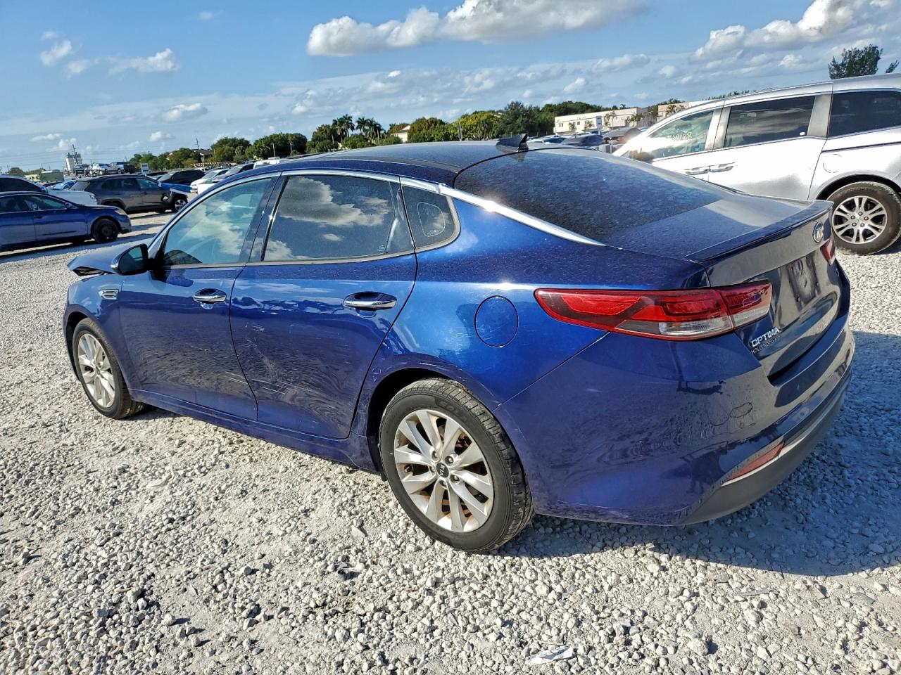 2018 KIA OPTIMA LX photo 2