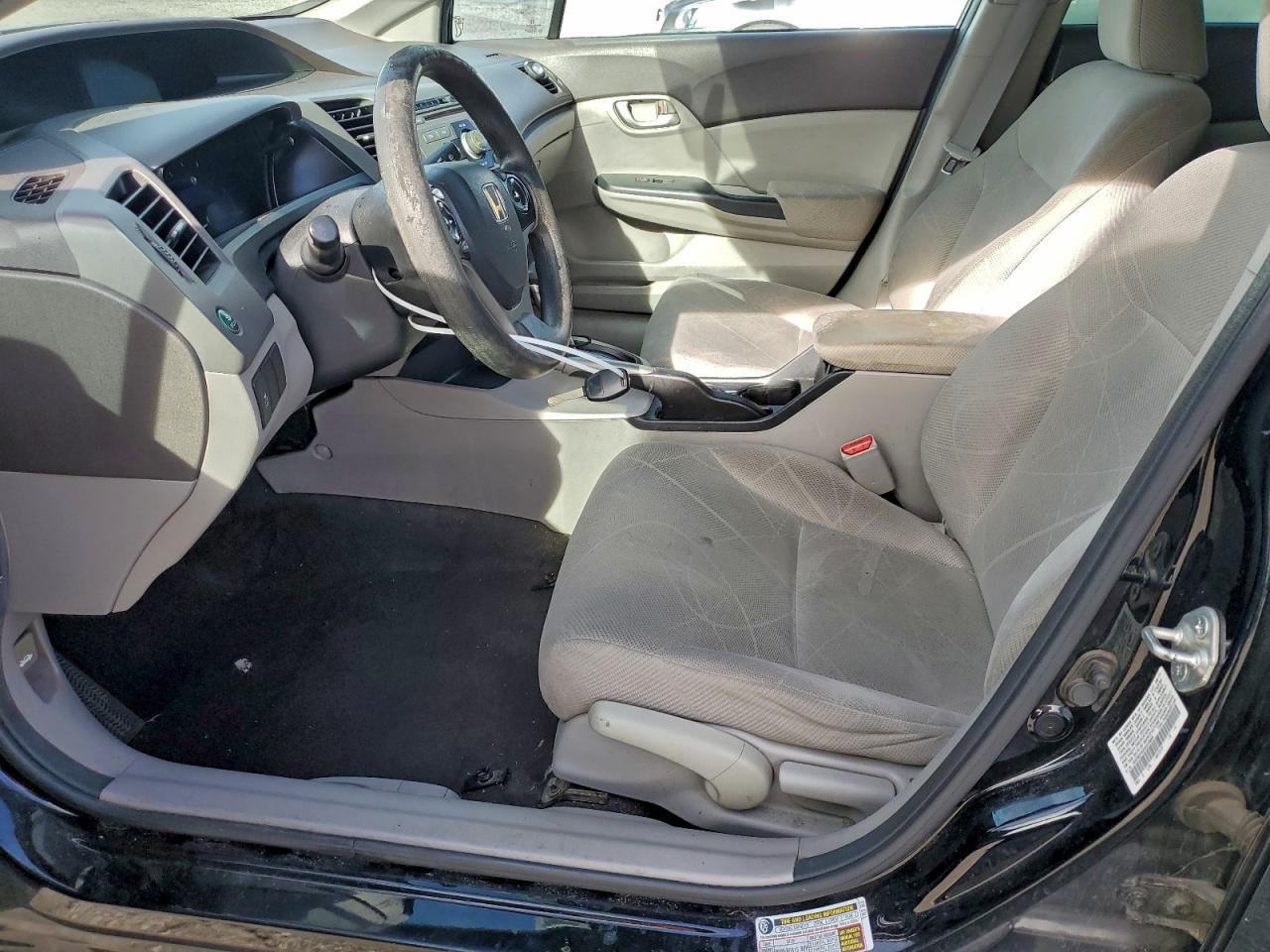 2012 HONDA CIVIC LX photo 7