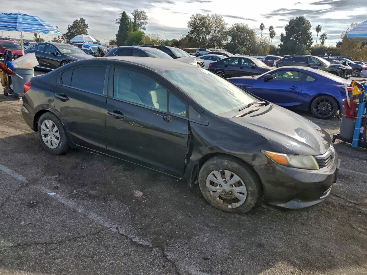 2012 HONDA CIVIC LX photo 4
