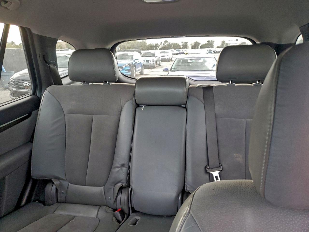 2010 HYUNDAI SANTA FE SE photo 9