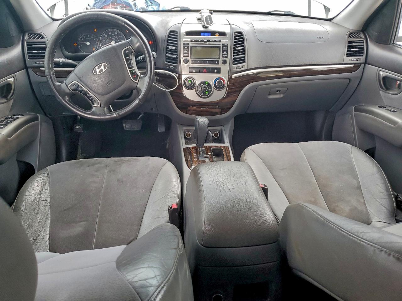2010 HYUNDAI SANTA FE SE photo 7