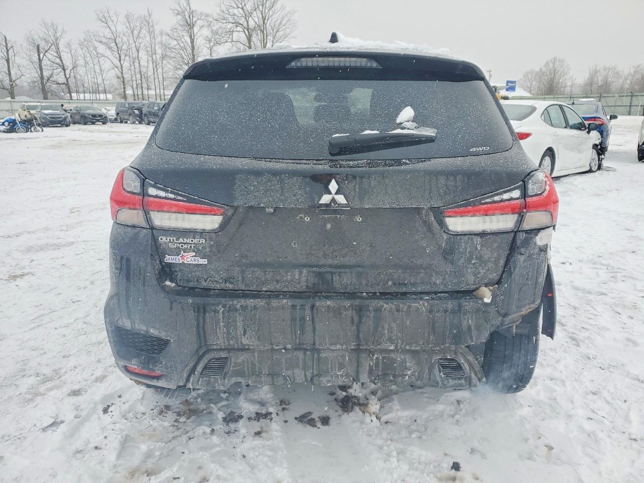 2025 MITSUBISHI OUTLANDER SPORT S photo 11