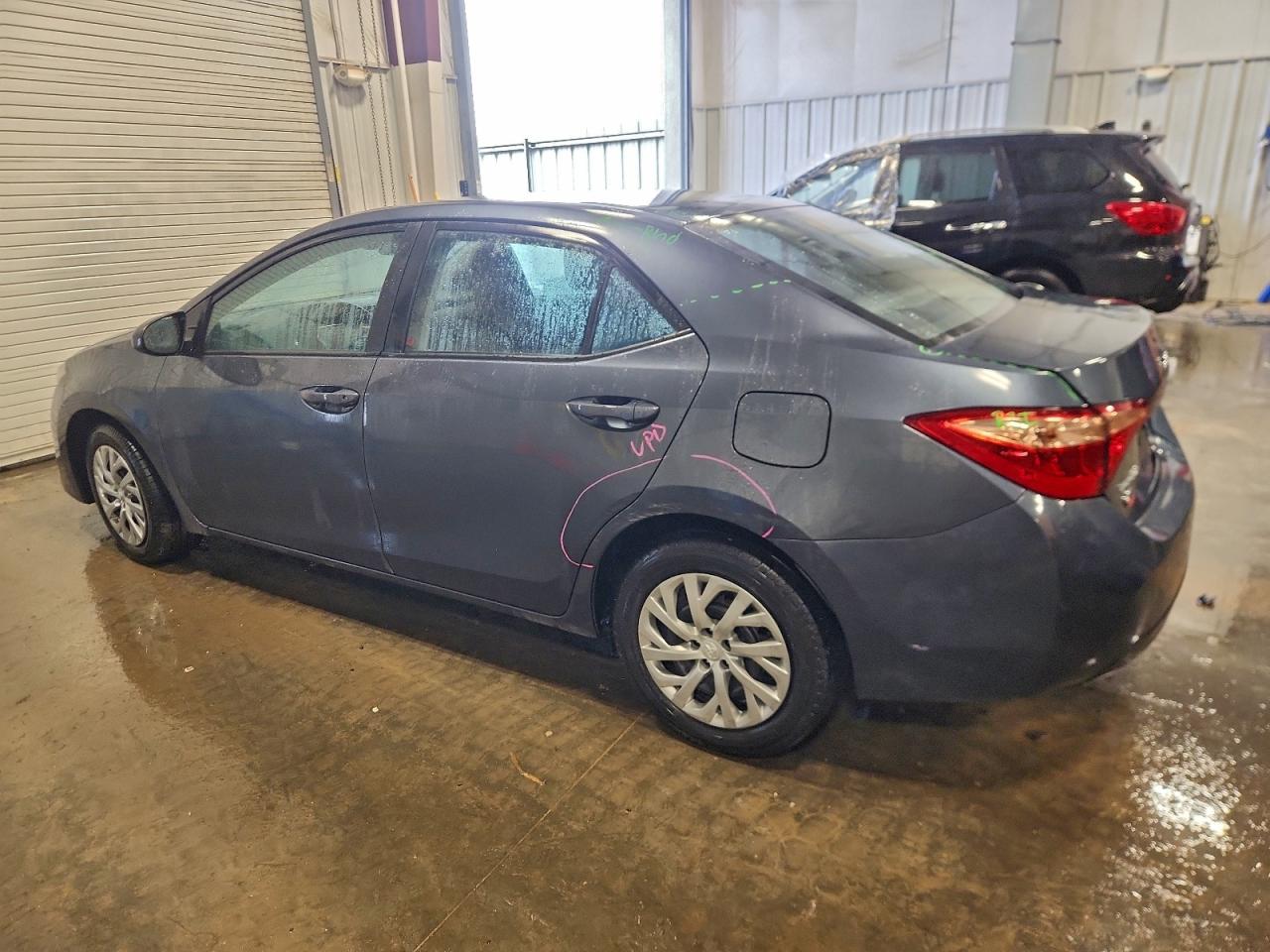 2019 TOYOTA COROLLA L photo 3