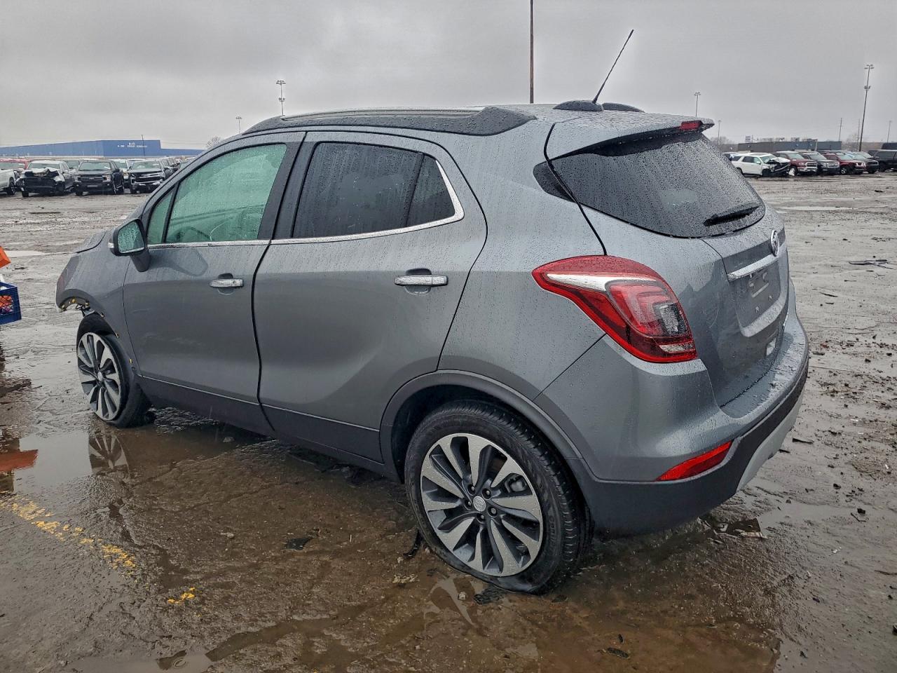 2019 BUICK ENCORE ESSENCE photo 2