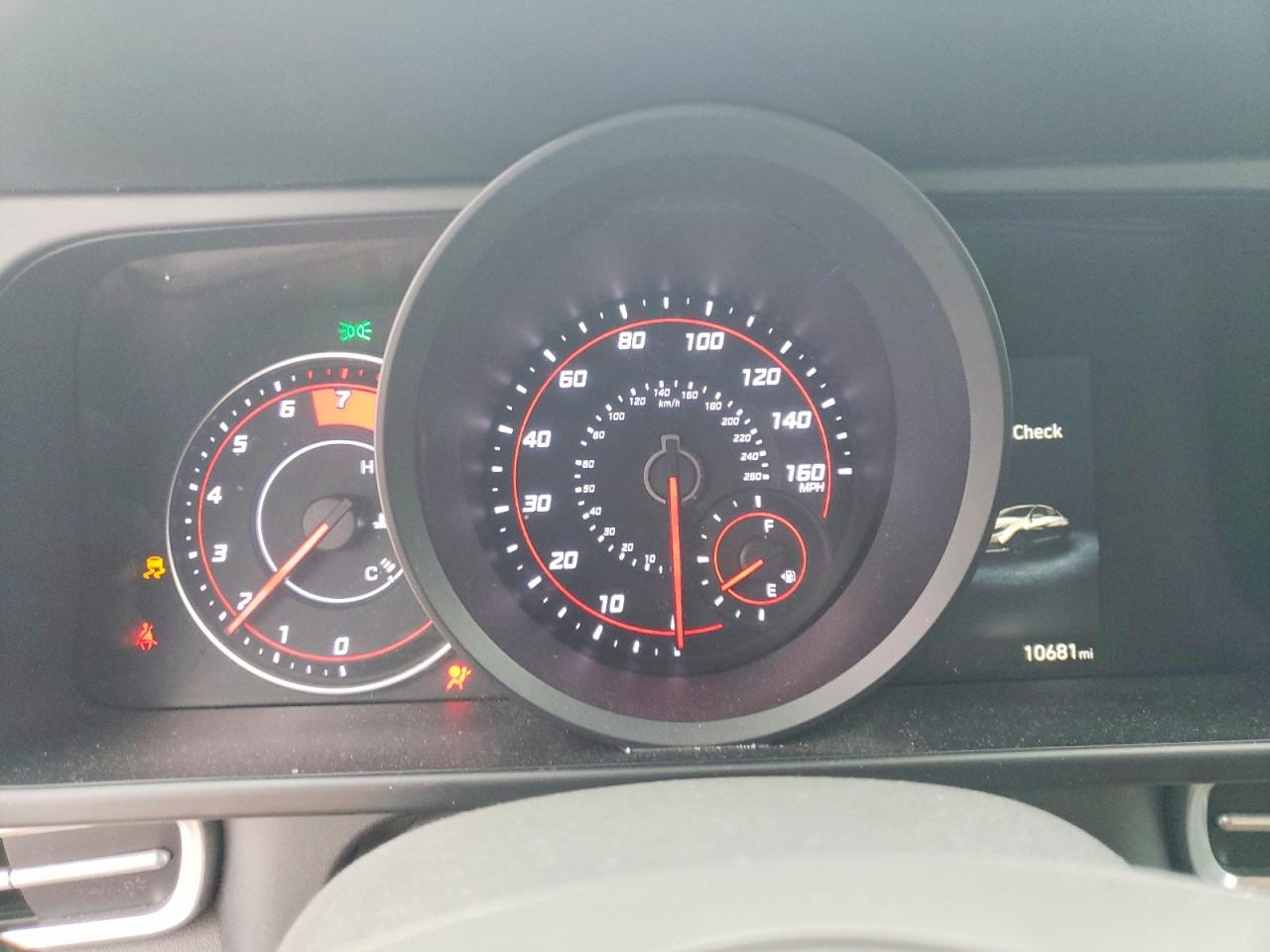 2021 HYUNDAI ELANTRA SEL photo 17