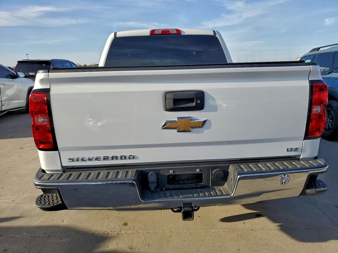 2018 CHEVROLET SILVERADO C1500 LT photo 16