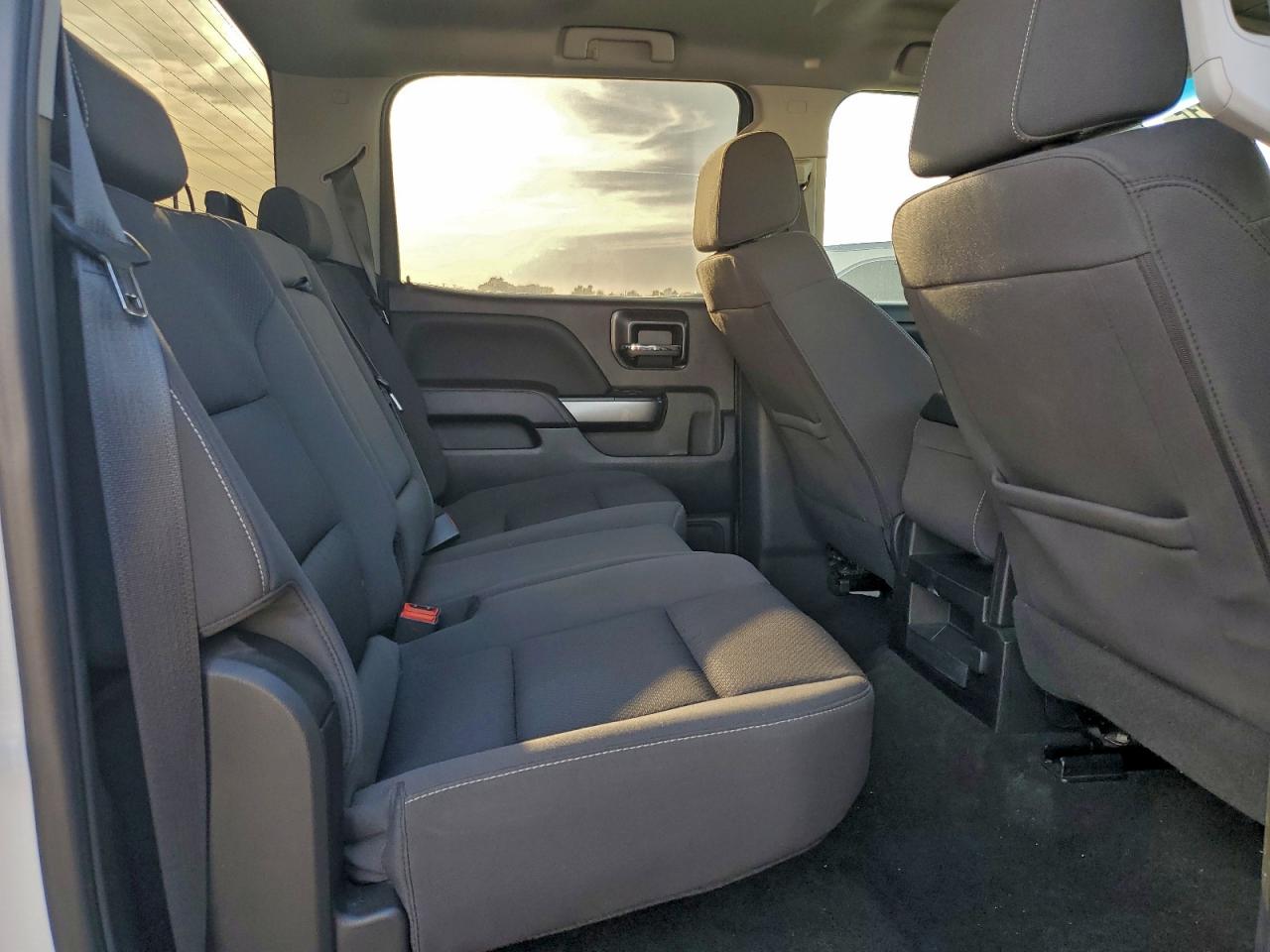 2018 CHEVROLET SILVERADO C1500 LT photo 28
