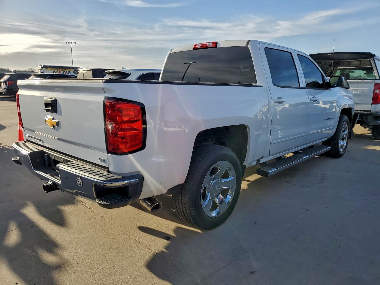 2018 CHEVROLET SILVERADO C1500 LT photo 7