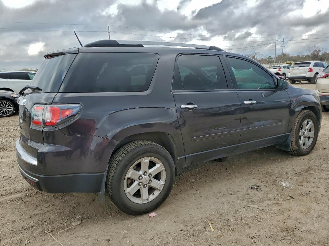2016 GMC ACADIA SLE photo 9