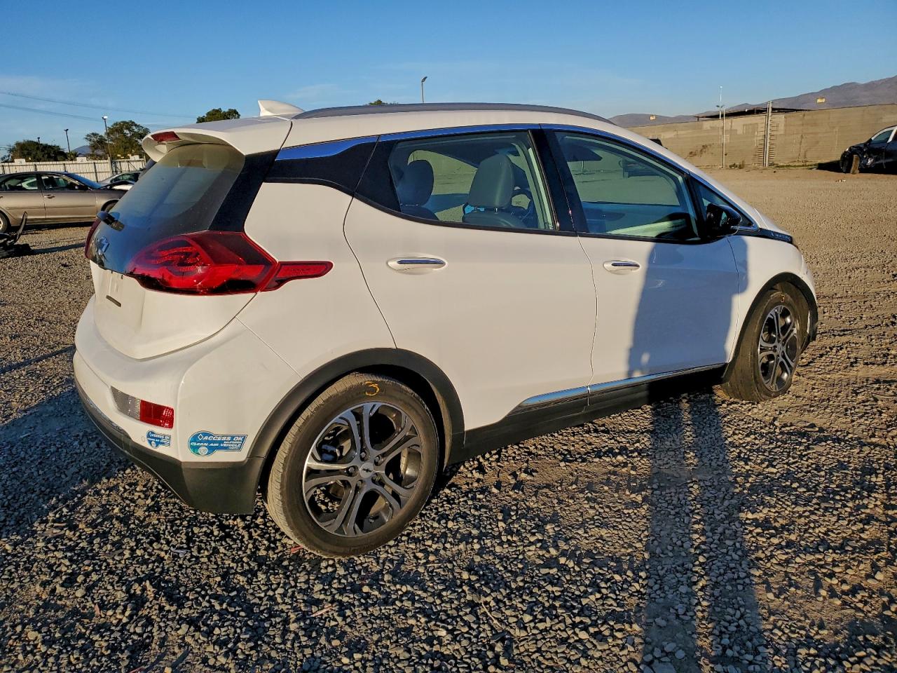 2020 CHEVROLET BOLT EV PREMIER photo 3
