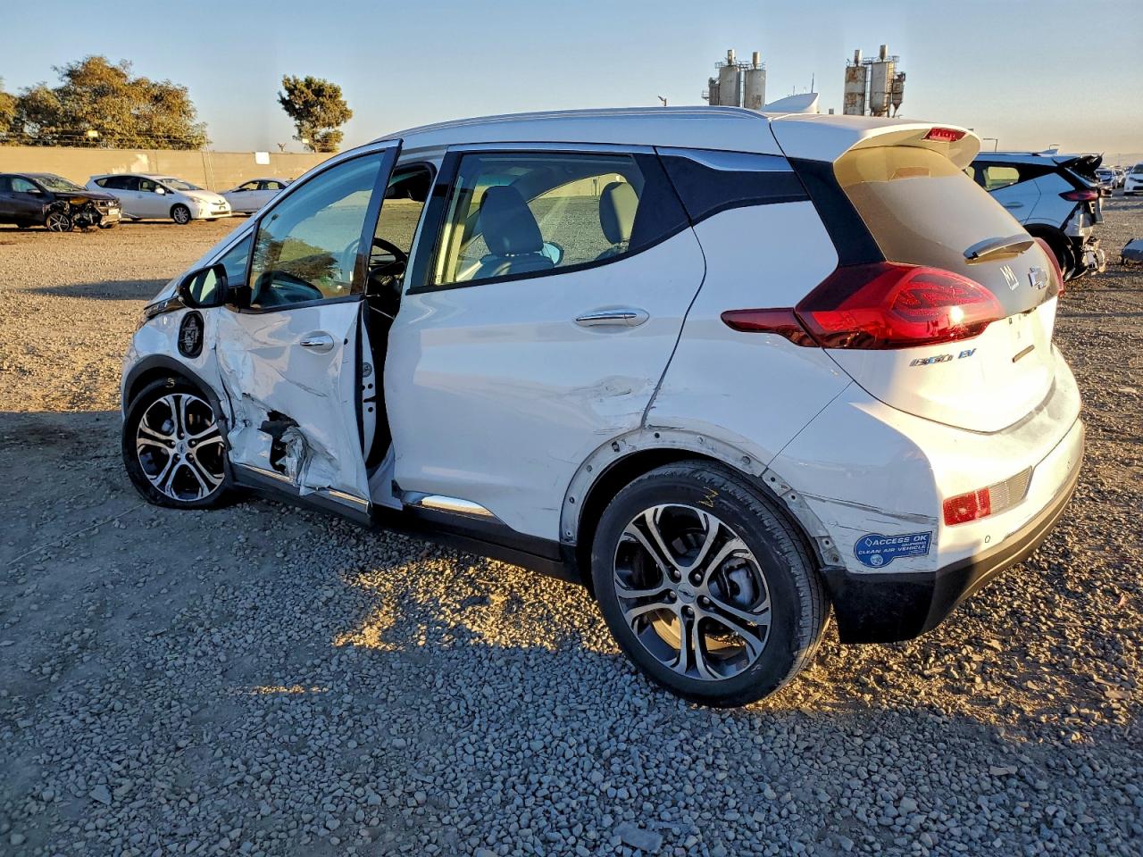 2020 CHEVROLET BOLT EV PREMIER photo 2