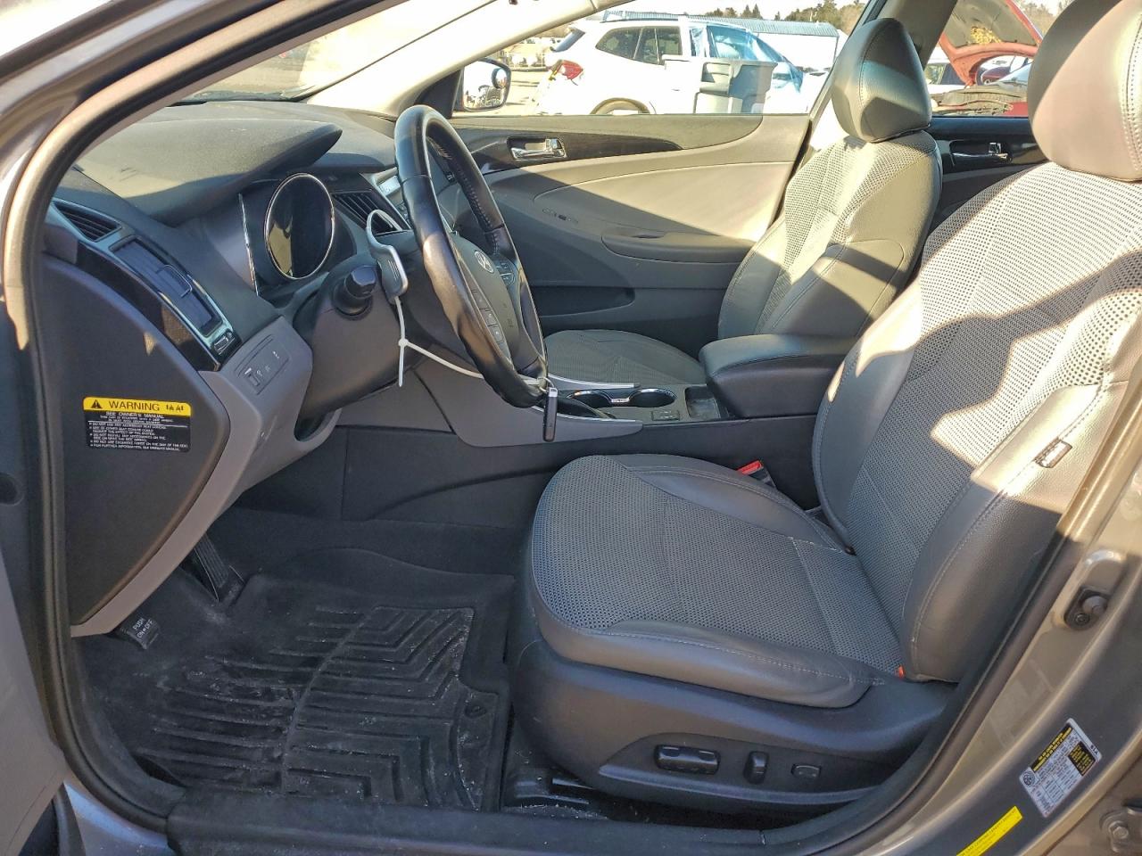 2014 HYUNDAI SONATA SE photo 7