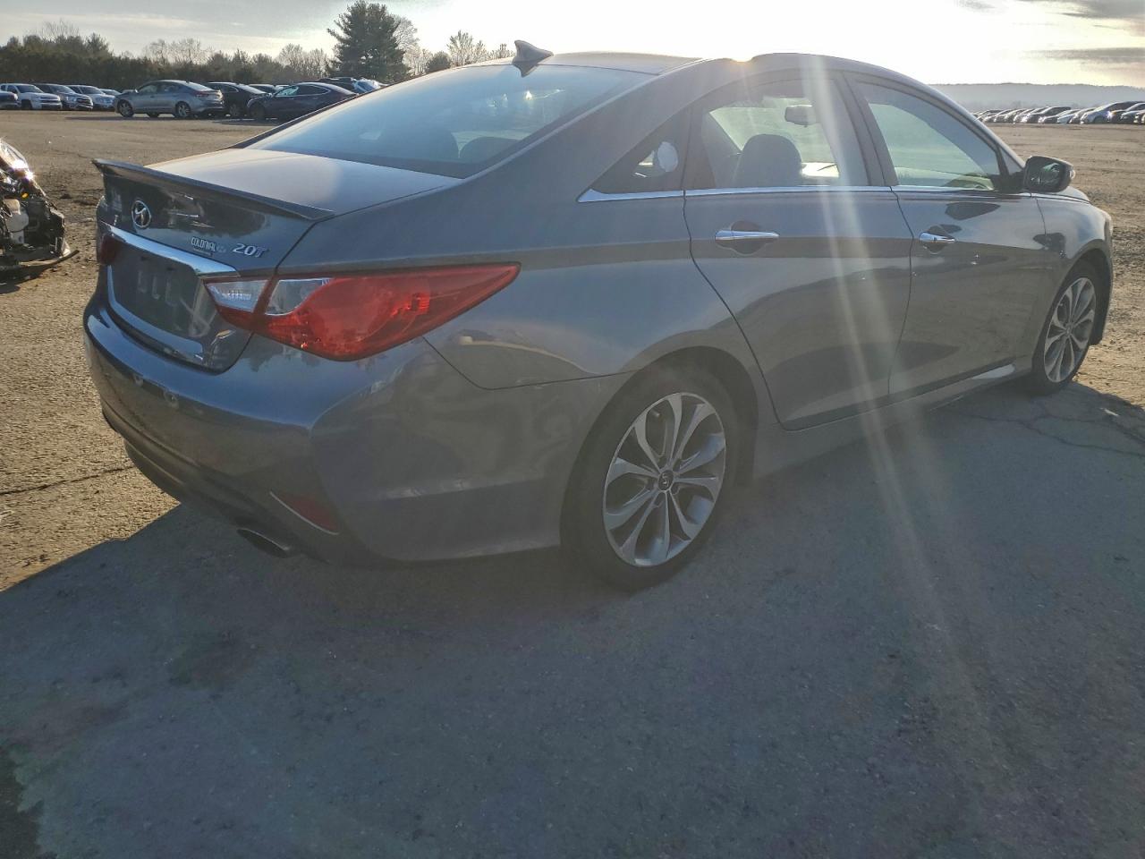 2014 HYUNDAI SONATA SE photo 3